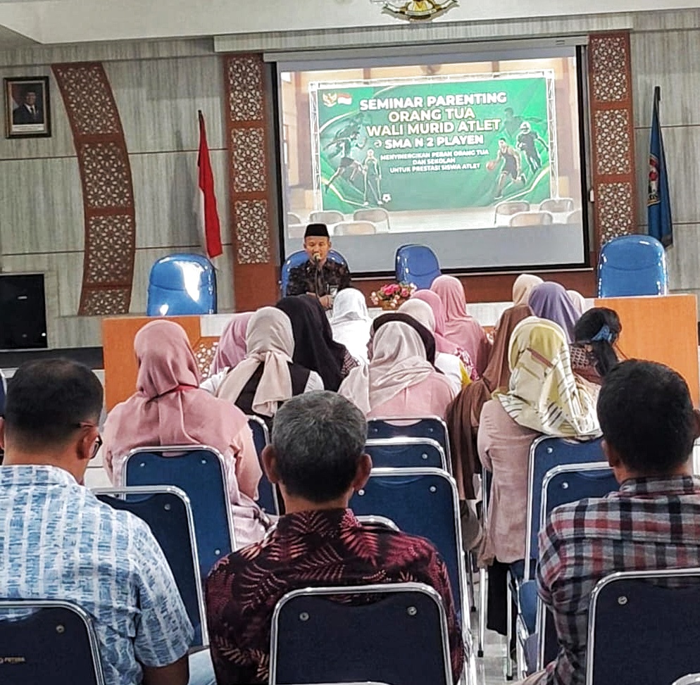 SMAN 2 Playen Gelar Kegiatan Parenting Orang Tua Wali Murid Kelas Khusus Olahraga