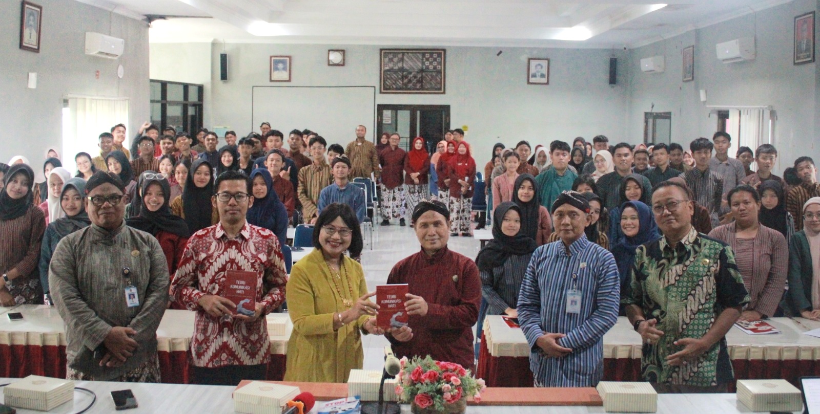 Sikomhati: Solusi Digital SMAN 2 Playen Lindungi Kesehatan Mental dari Ancaman Bullying