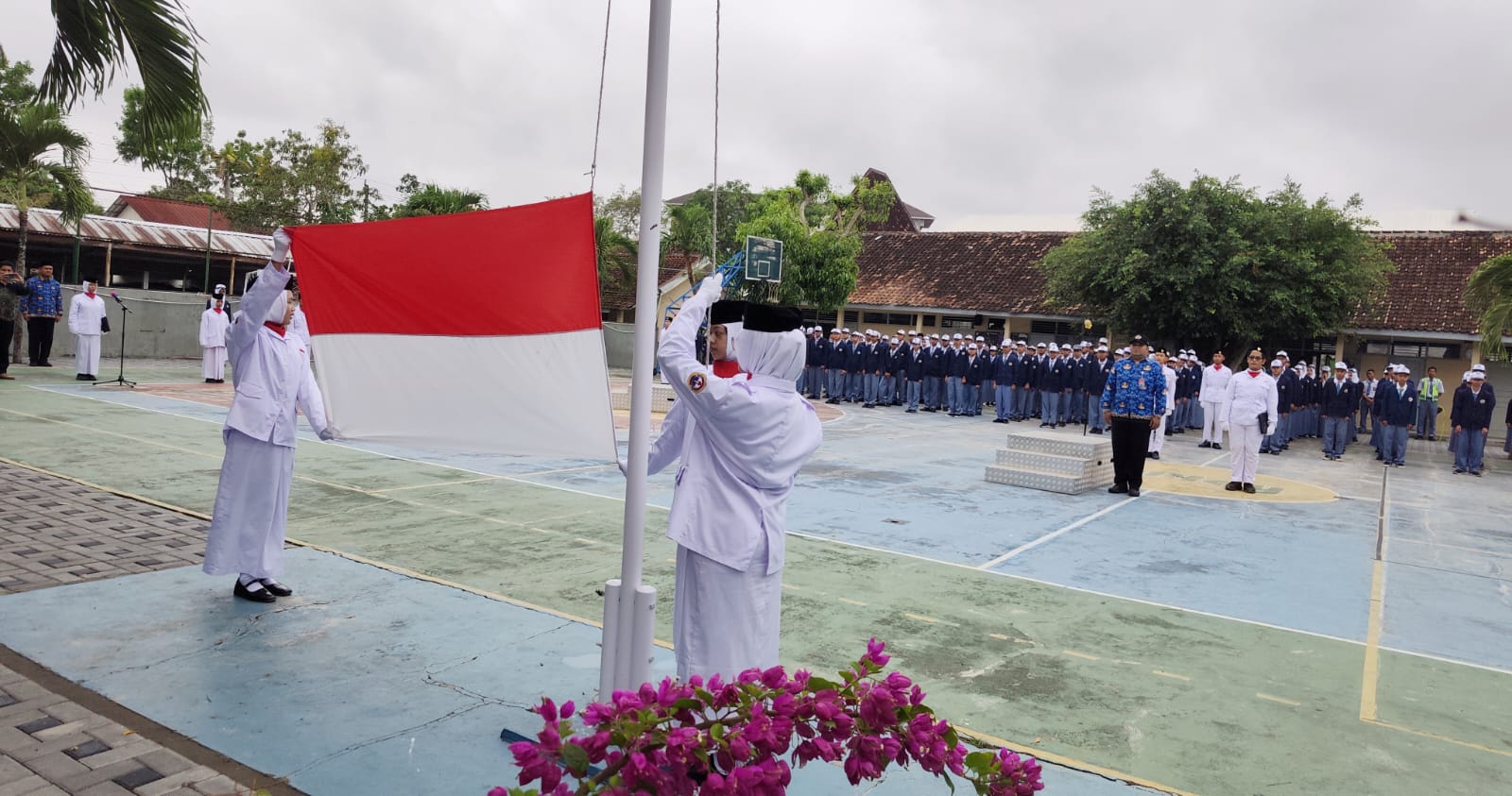 Meneguhkan Kembali Semangat Persatuan! SMAN 2 Playen Peringati Hari Sumpah Pemuda ke-98